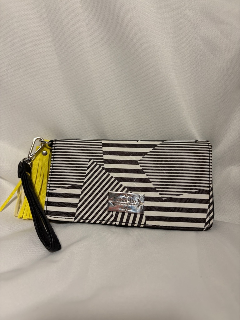 Nanette Lepore Black & White Striped Wristlet Phone Charging Wallet